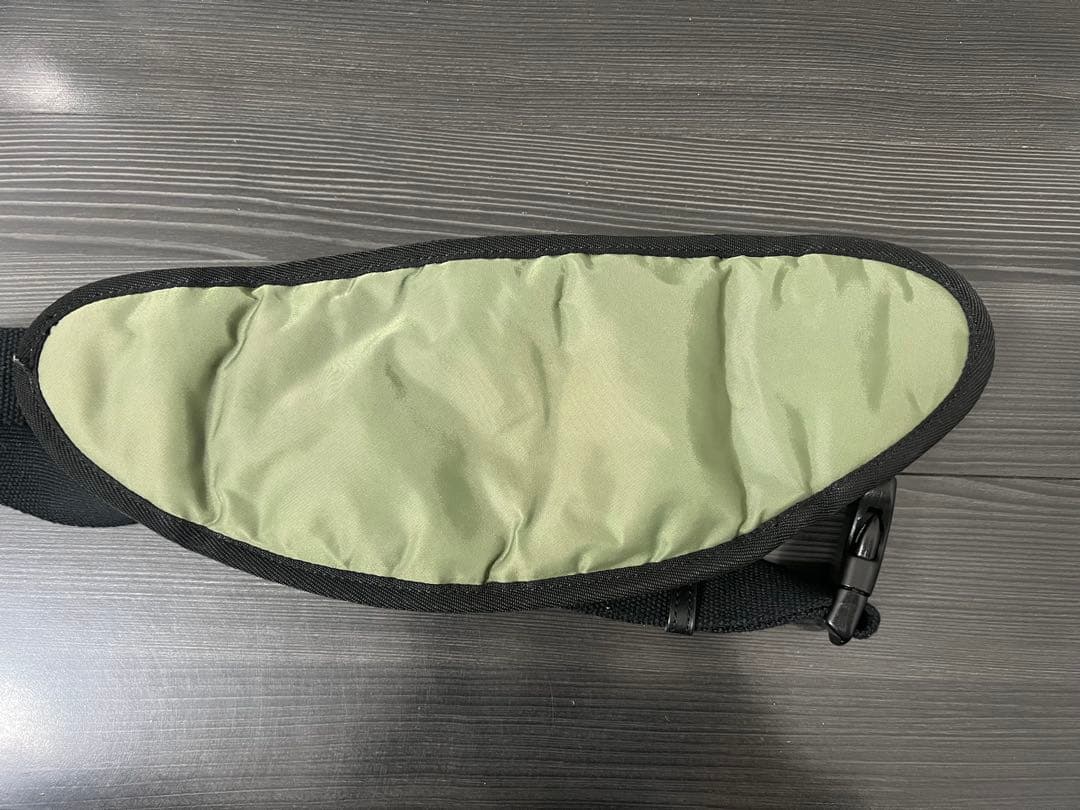 ⭐︎美品⭐︎A.P.C. ボディバッグ オリーブ色
