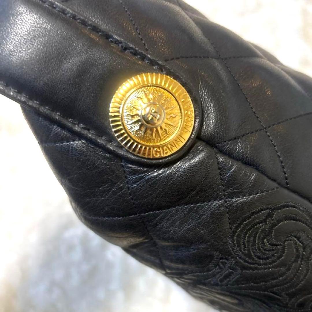 GianniVersace レザー刺繍　ハンドバッグ