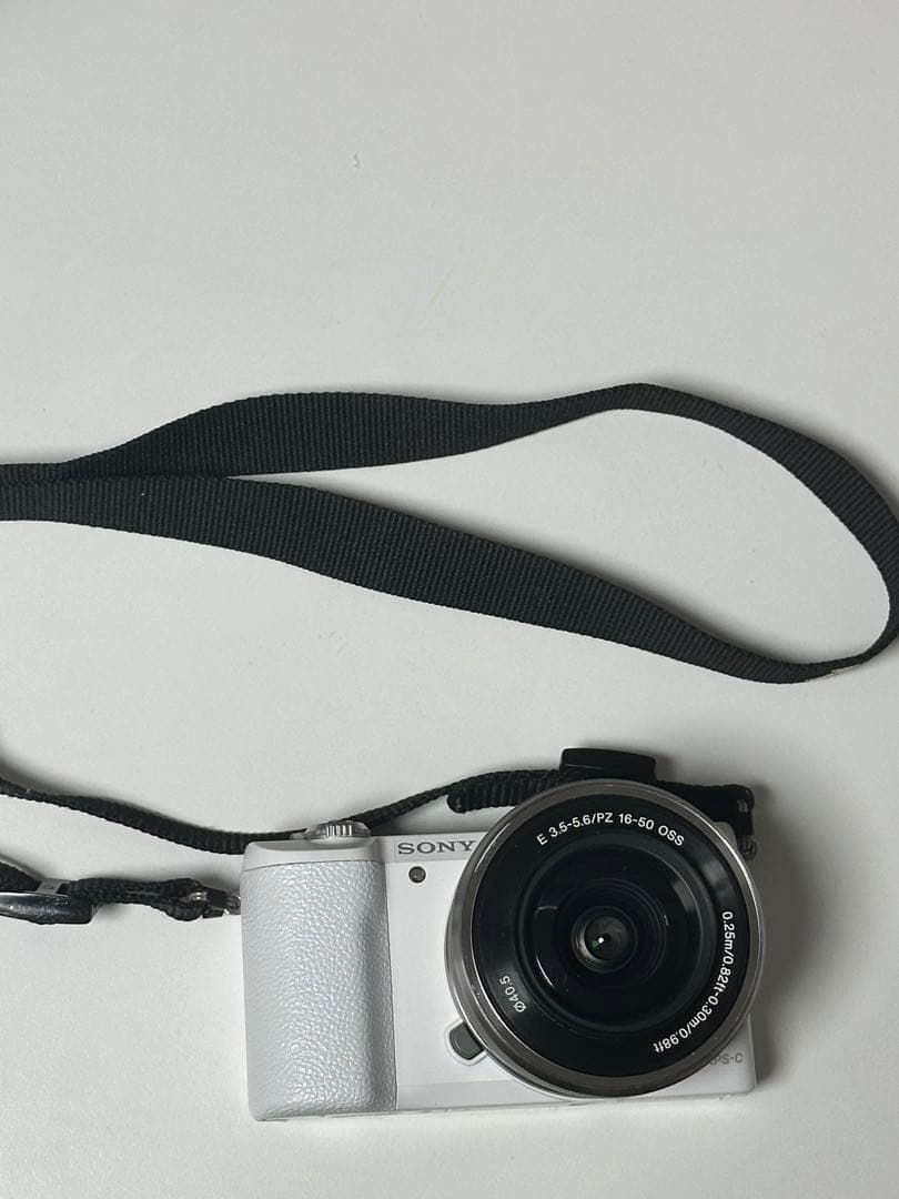 SONY α5100 ミラーレス一眼カメラ ホワイト