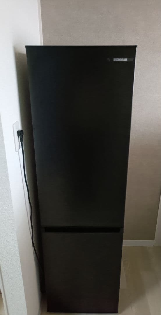 アイリスオーヤマ冷蔵庫 IRSD-17A-B