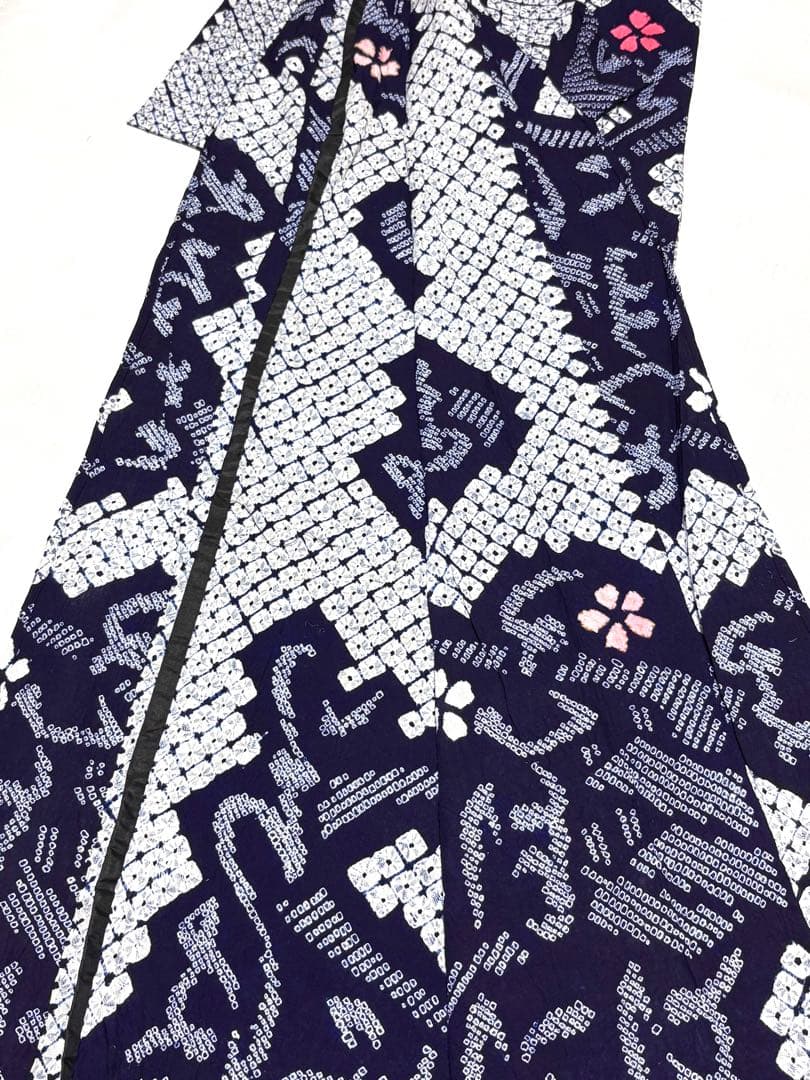 専用未使用品　和服　綿100% いろは歌模様　有松絞り　浴衣(袖仕付け糸)