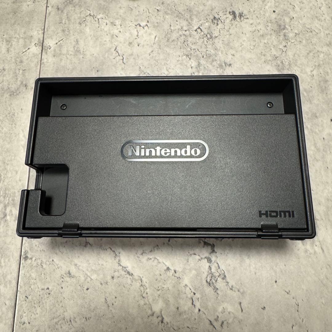 Nintendo Switch 本体 ネオンブルー・ネオンレッド