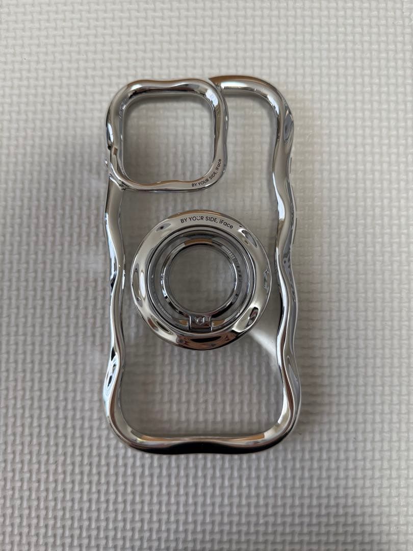 iface BeBling iPhone 16proシルバー