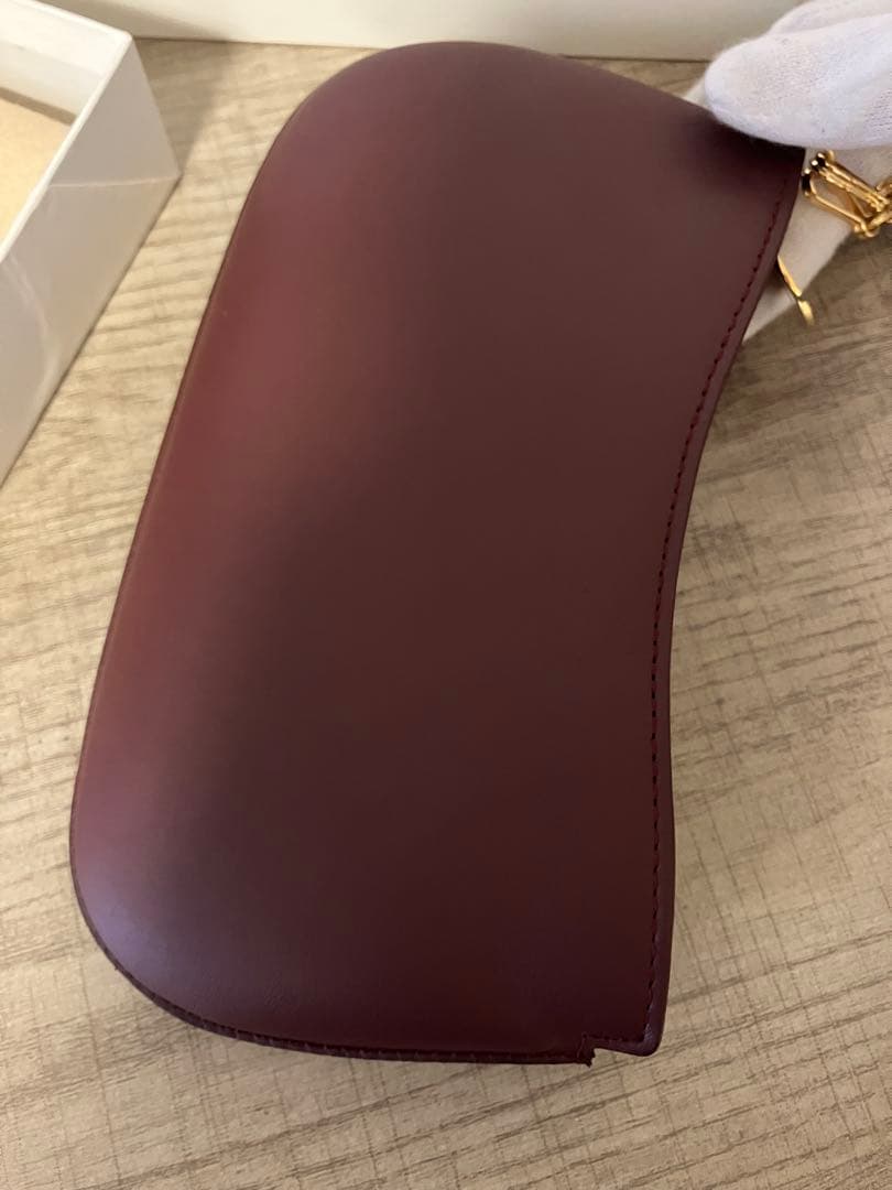 新品保管品　カルティエ　ポーチ