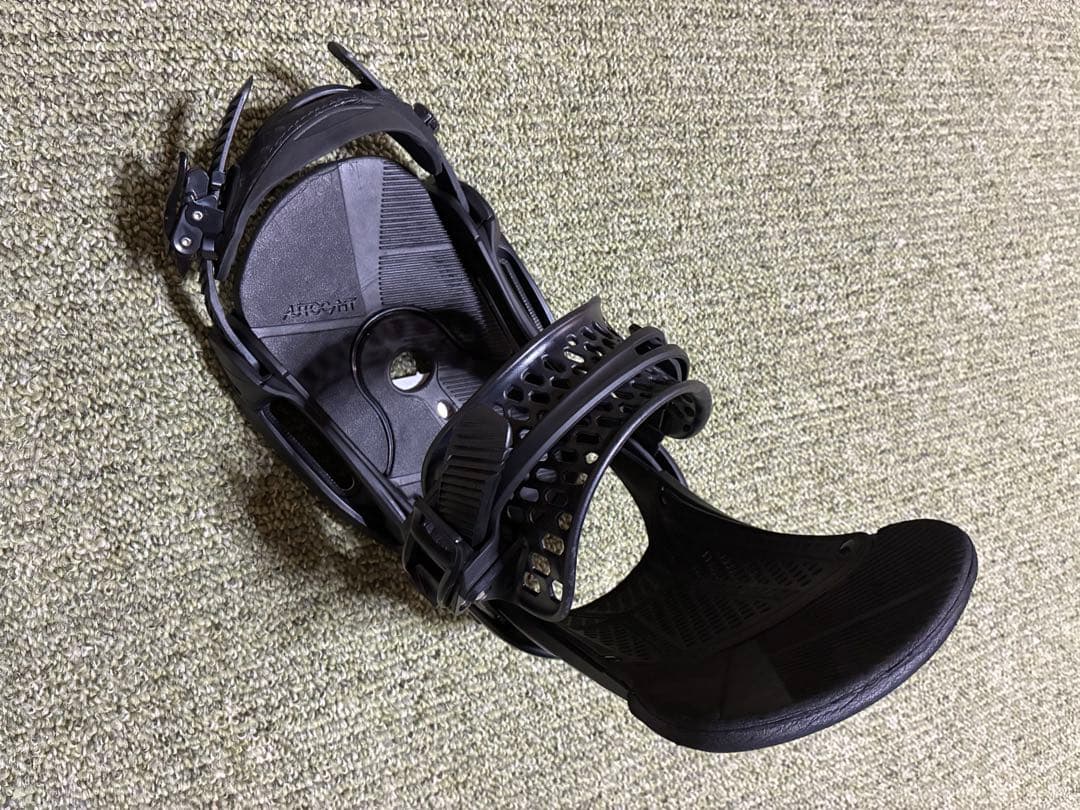 Burton MALAVITA マラビータ EST Mサイズ