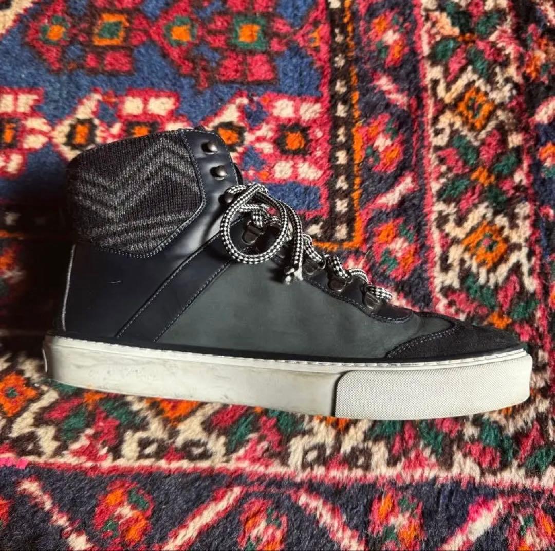 ルイヴィトン　ハイカットスニーカー 黒 レザー