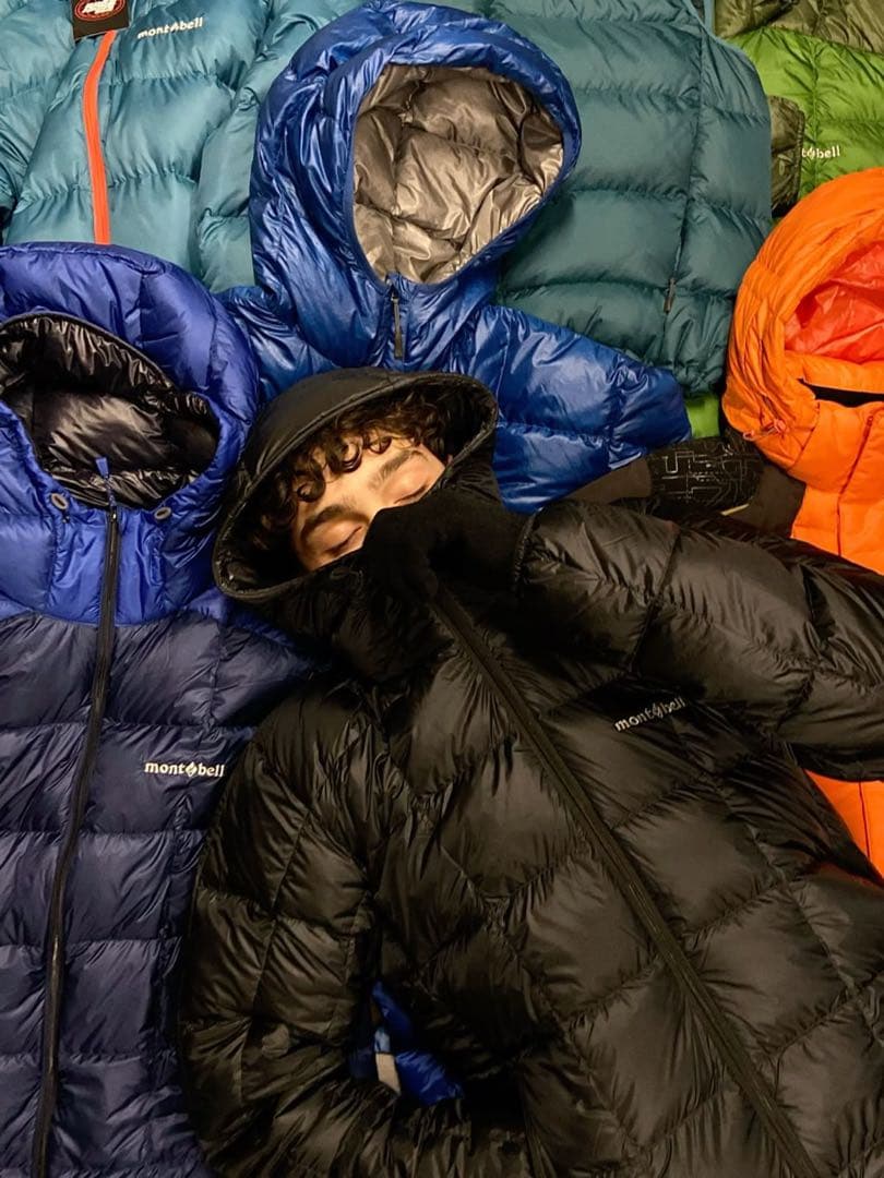 mont-bell スペリオダウンパーカー M ブラック最安値　即発送