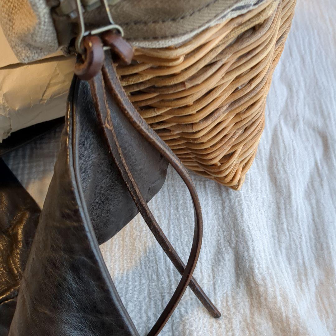 エバゴス　ショルダーバッグ　ボディバッグ