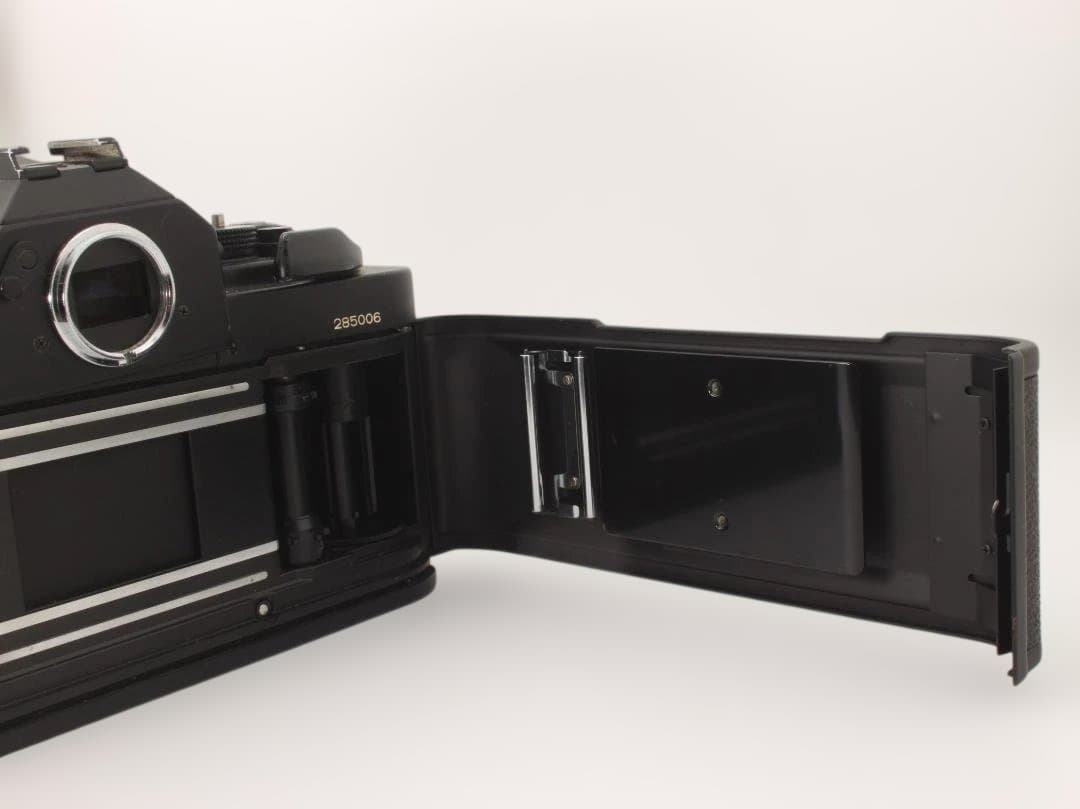 Canon　キャノン NEW F-1 ストロボ付　「完動品」