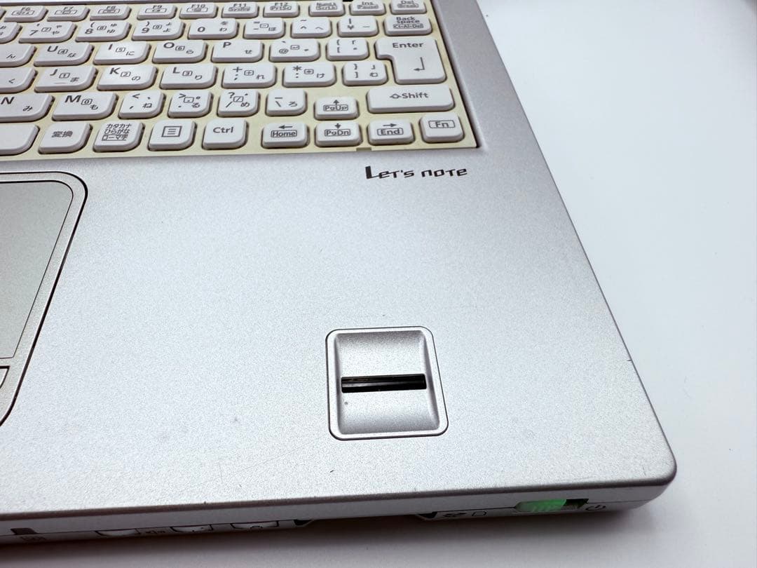 Let’s note CF-MX5 RAM8GB SSD1TB