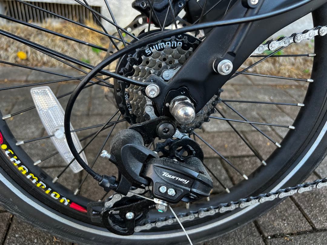 VELMO Carbon-SS 超軽量カーボン20インチ折りたたみ電動アシスト