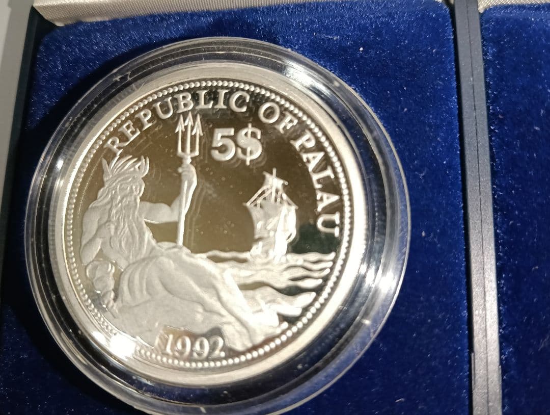 ☆掘出し物！☆パラオ共和国発行銀貨（Marine ifu Protection）