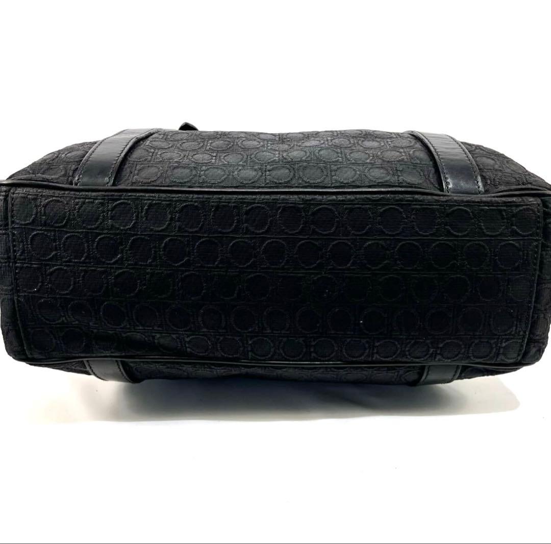 サルバトーレフェラガモトートバッグショルダーバッグ2wayレザー本革ガンチーニ