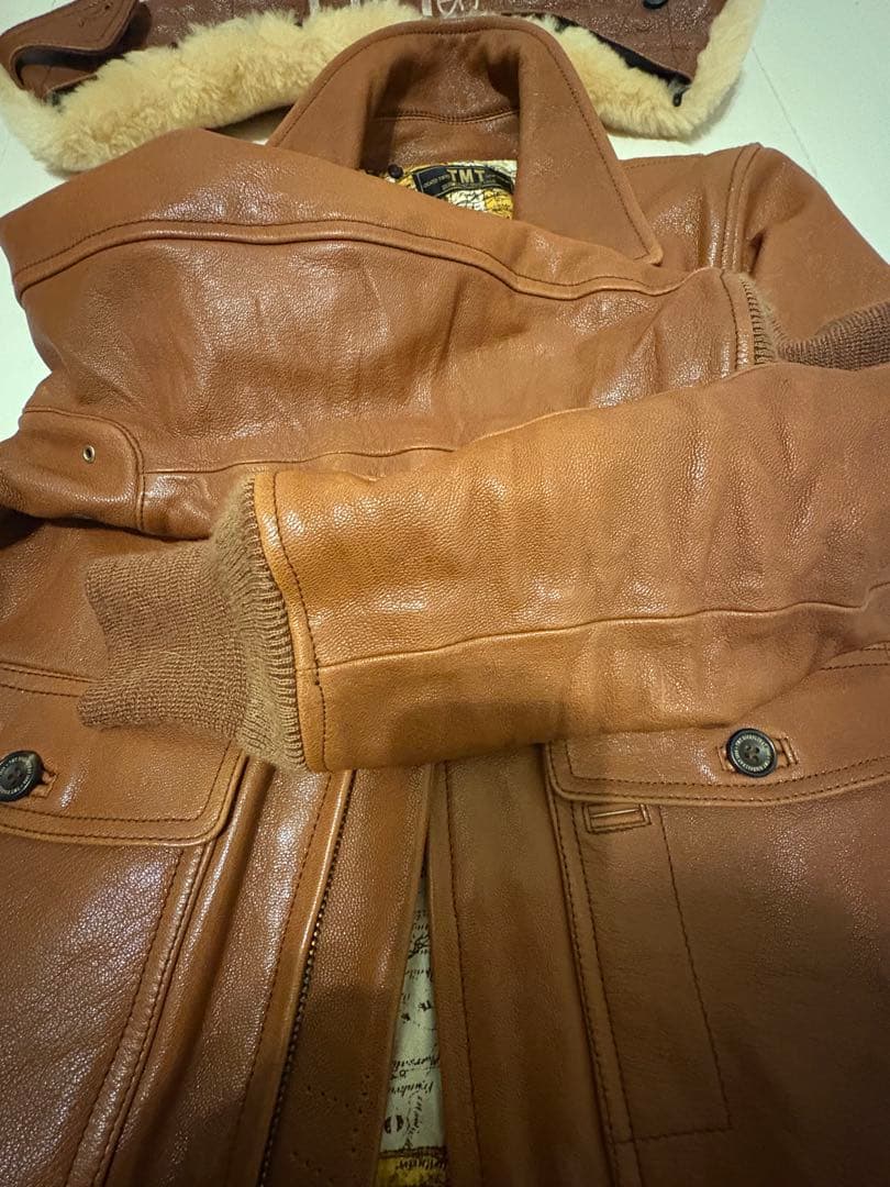 【極美品】TMTゴートレザーフライトジャケット 着用画像あり