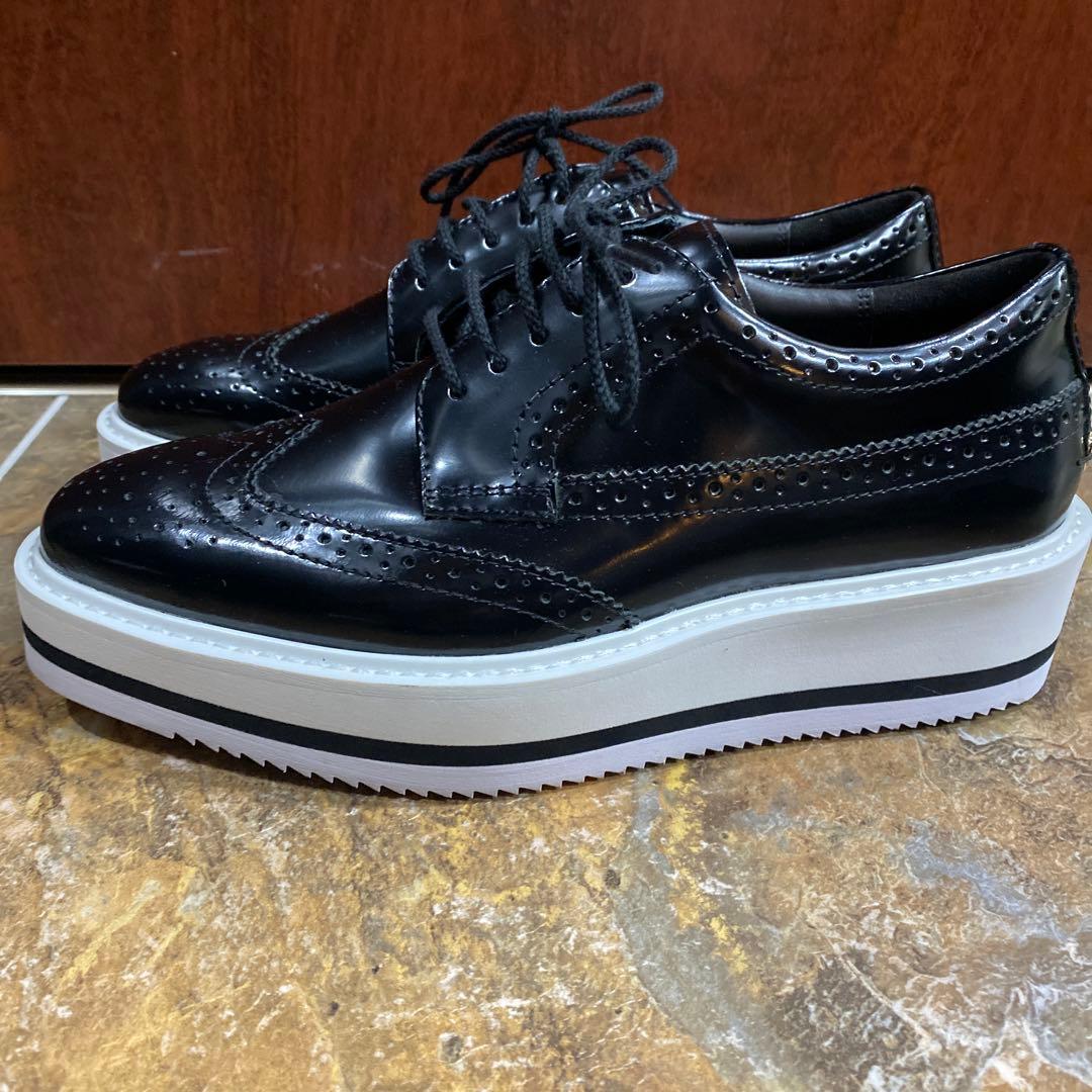 最終価格　レディース　ゴルフシューズ23.5センチ