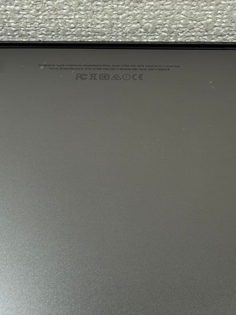 MacBook本体 Apple MacBook Pro 13 2016 i7/16GB/250Gb