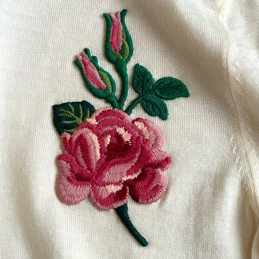 美品/現行✨GUCCI 花刺繍 タートルネック ニット XS イタリア製