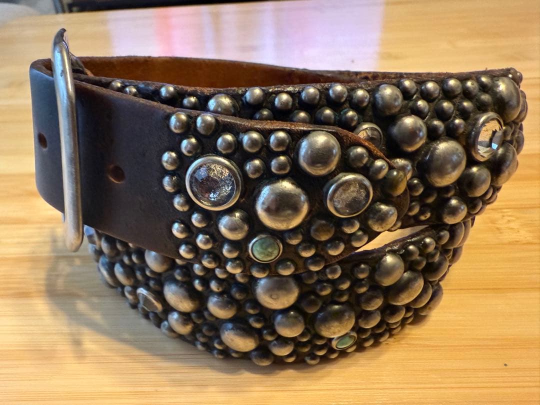 オールドスタッズ⭐️ターコイズ⭐️シルバースタッズ&クリアストーン⭐️ブラック(茶芯)