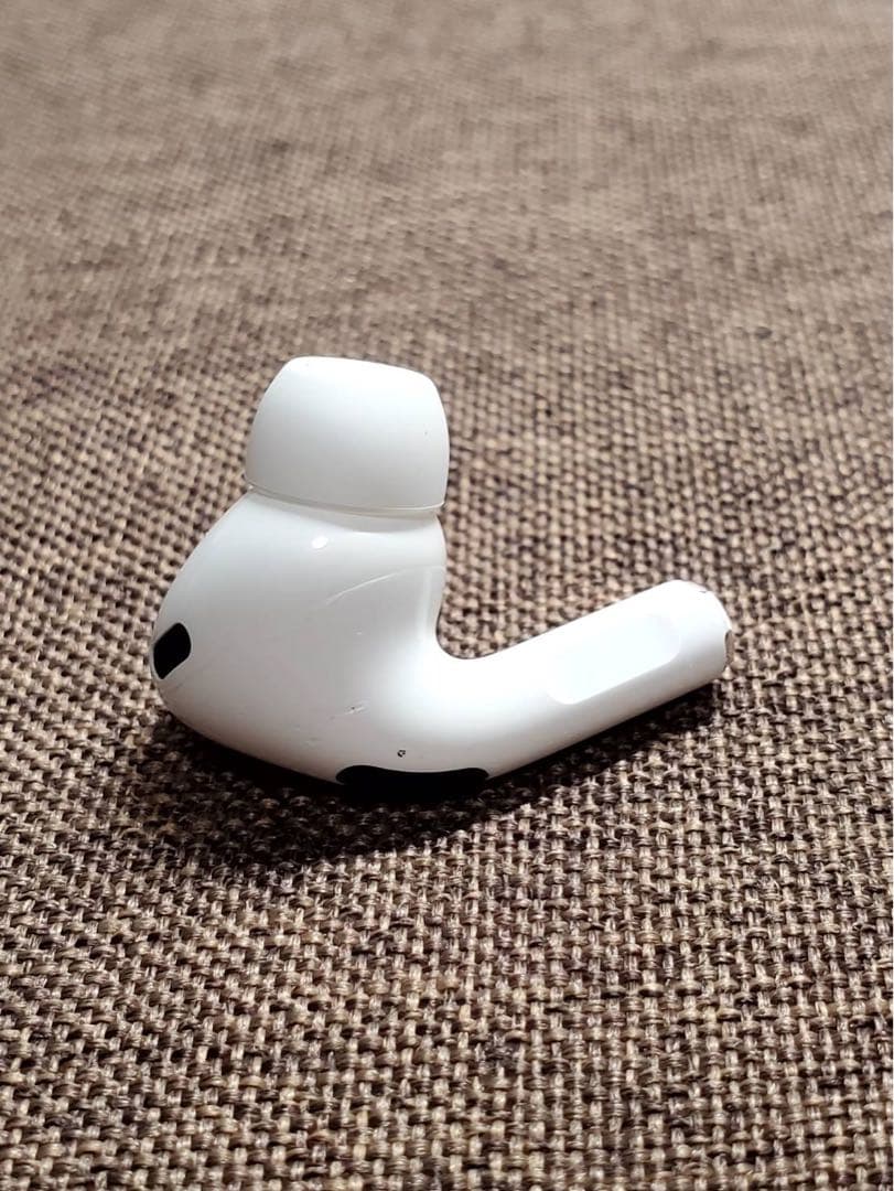右耳 Apple AirPods Pro 第2世代 正規品 片耳583