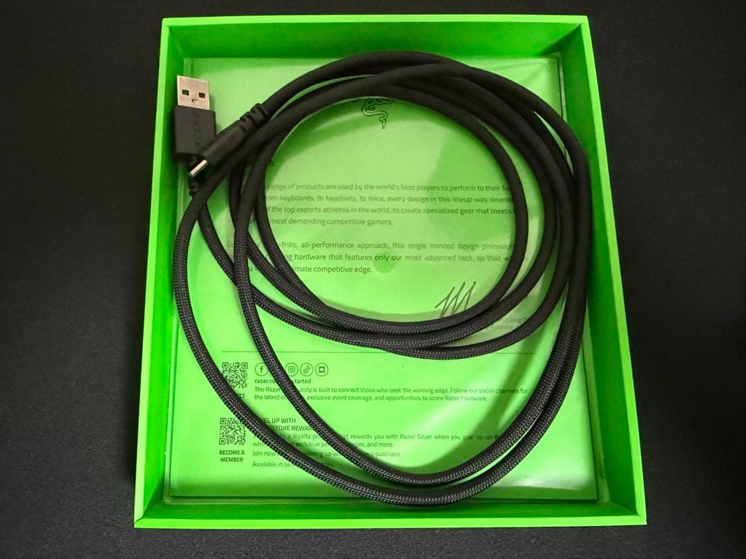 mol5547　Razer DeathAdder V4 Pro