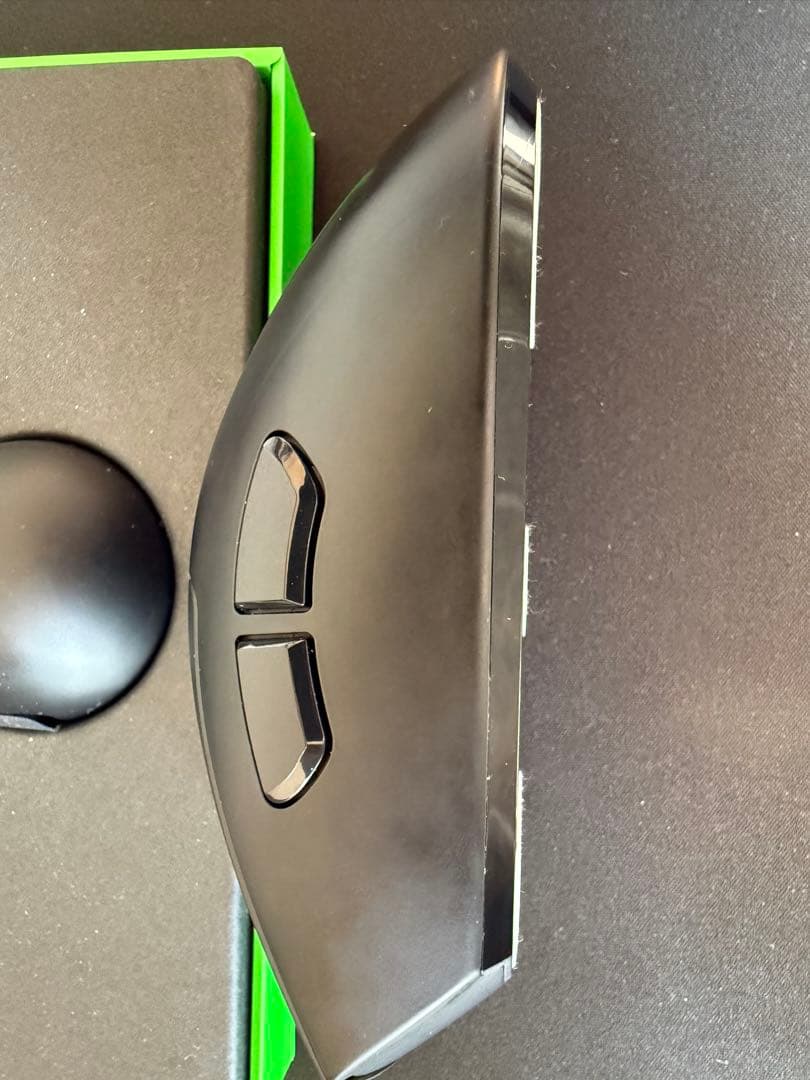 mol5547　Razer DeathAdder V4 Pro