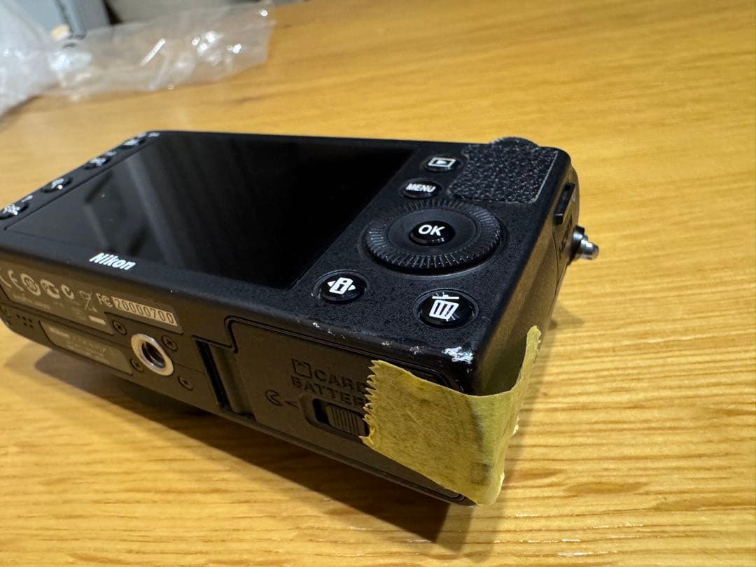 【箱なし/一部破損あり】Nikon coolpix a