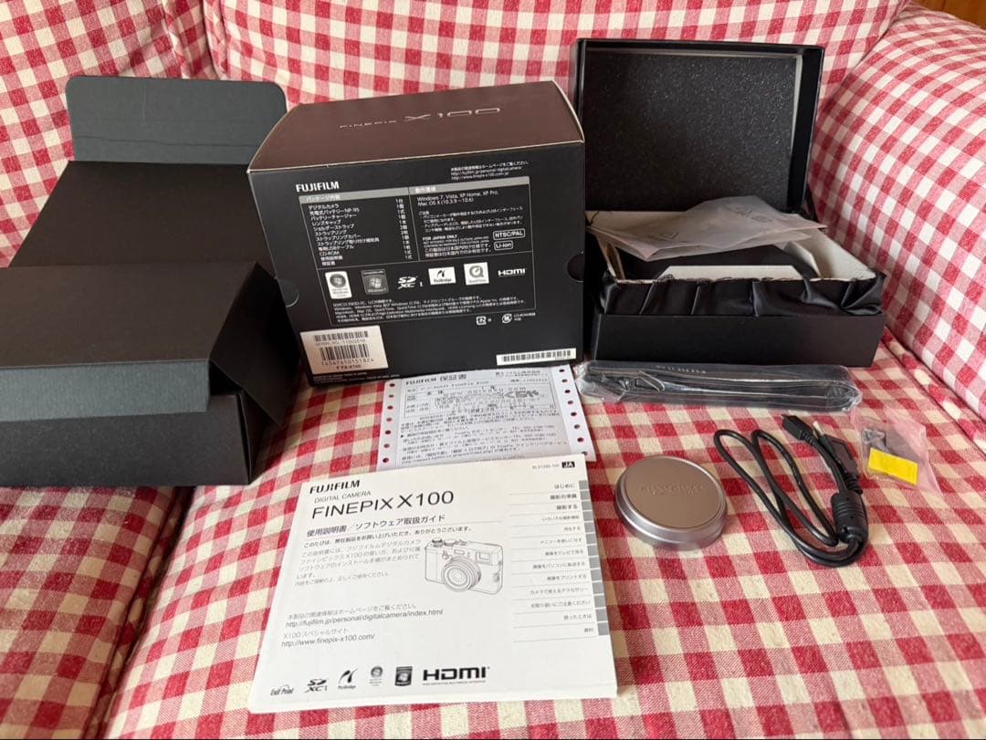 最終価格【美品】Fujifilm X100 デジタルカメラ