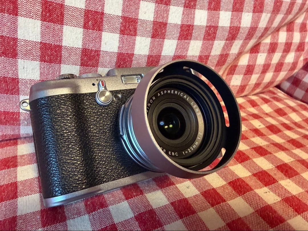 最終価格【美品】Fujifilm X100 デジタルカメラ