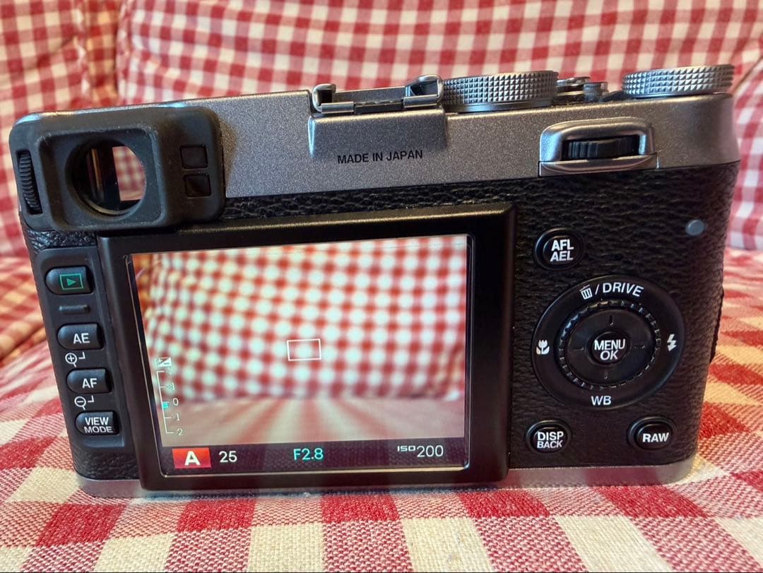 最終価格【美品】Fujifilm X100 デジタルカメラ