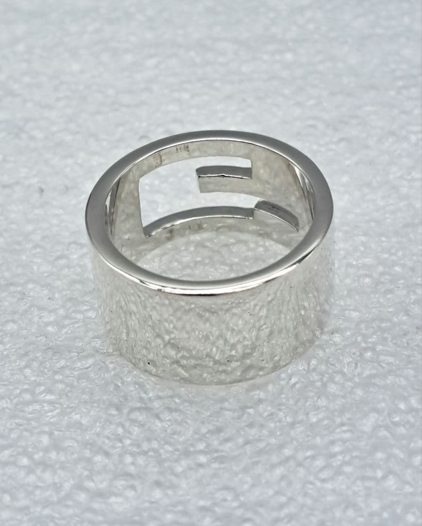 GUCCI ブランデッドGワイドリング 19号