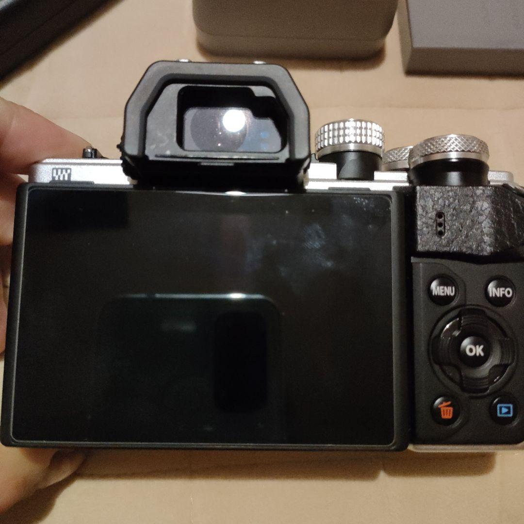 OLYMPUS OM-D E-M10Ⅱ mark2 markII ボディ付属品多