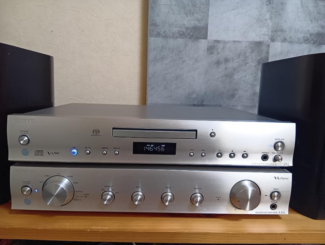 ONKYO プリメインアンプ『A-5VL』と CDプレーヤー『C-55VL』