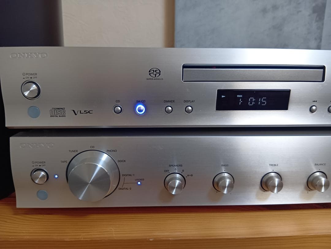 ONKYO プリメインアンプ『A-5VL』と CDプレーヤー『C-55VL』