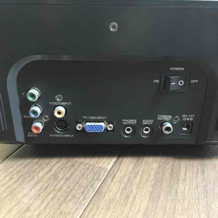 早い者勝ち！DVD付きのプロジェクトター