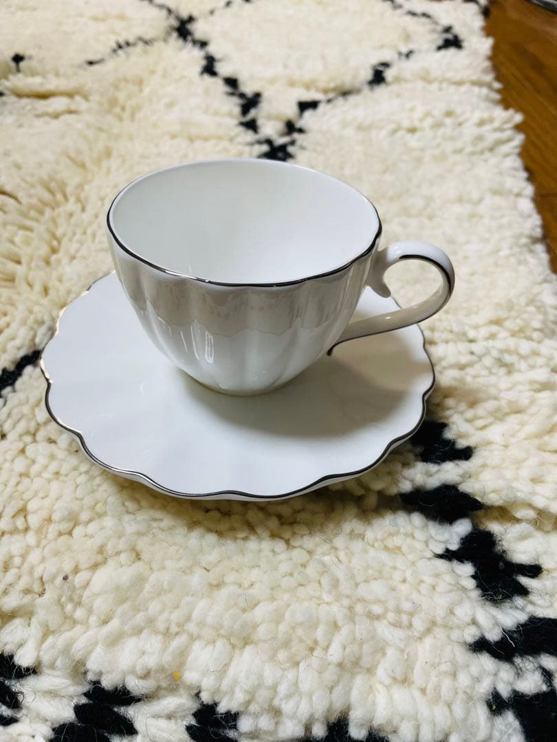 【新品希少】　ベニワレン　モロッコラグ