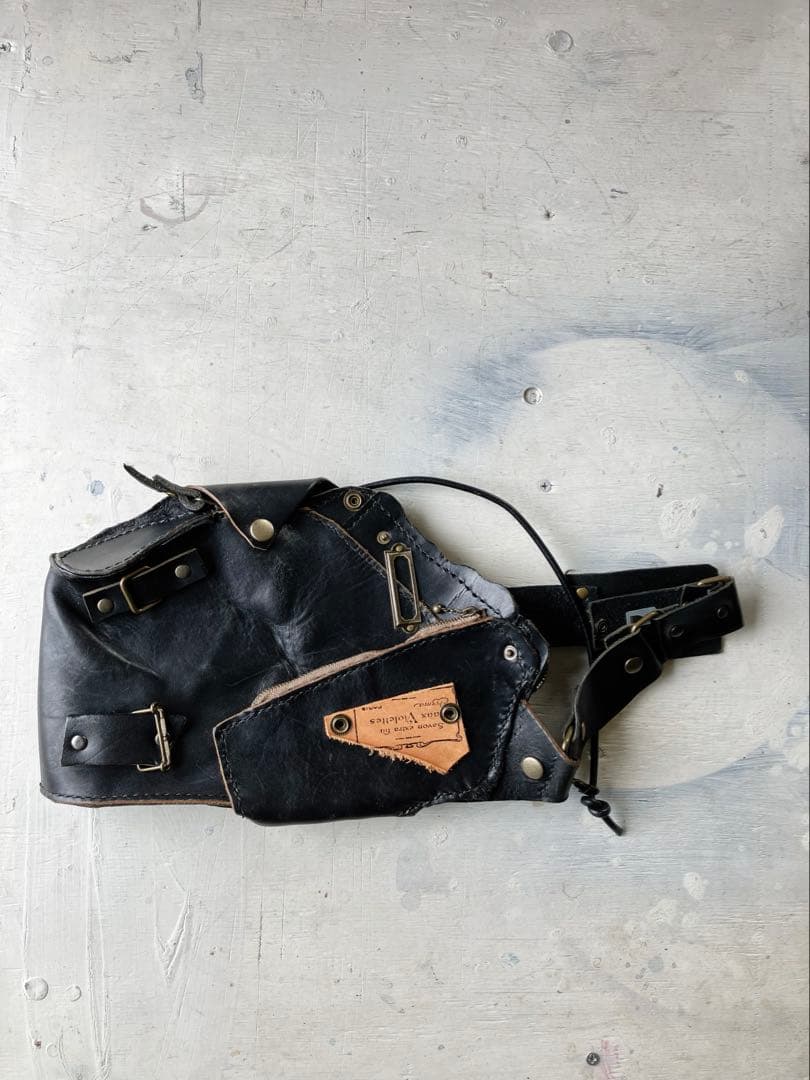 自由自在黒革渋皺leather継接変形ボディbag