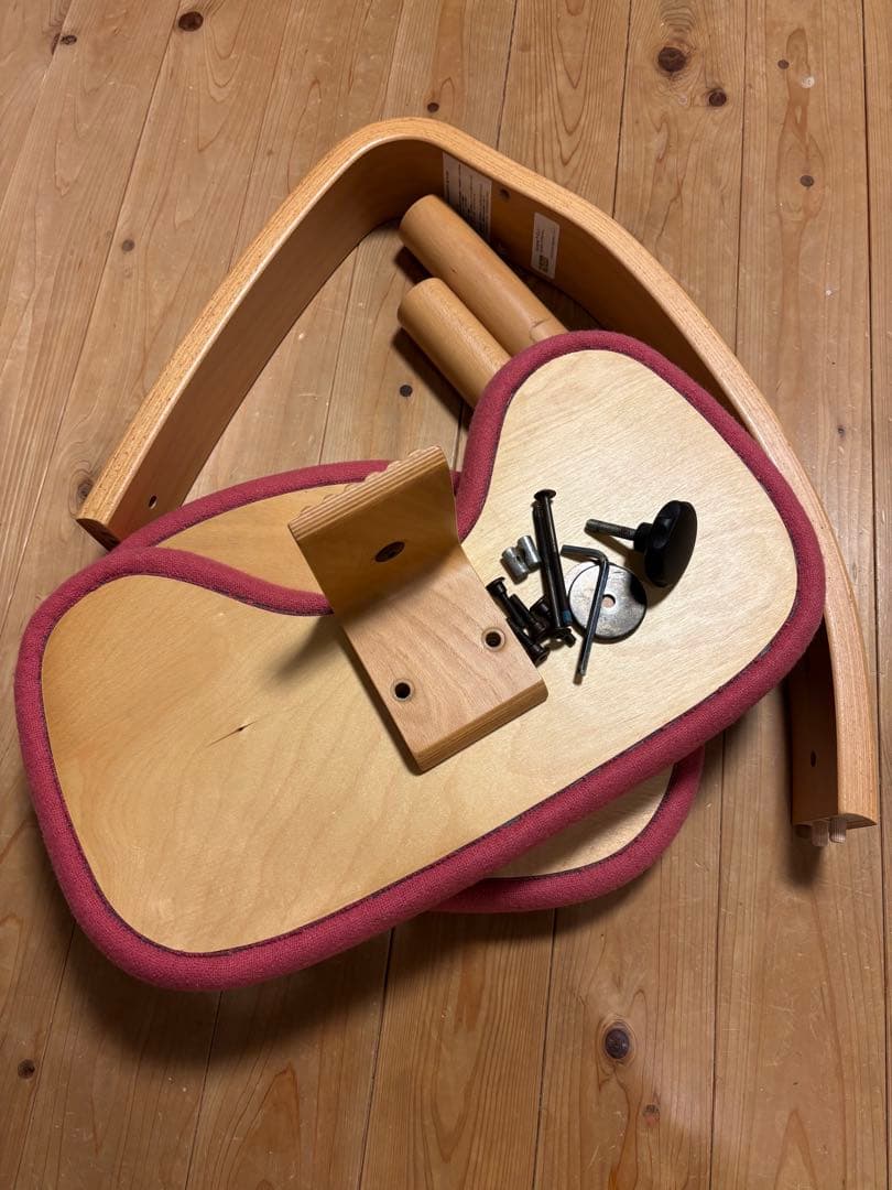 リボ　バランスチェア