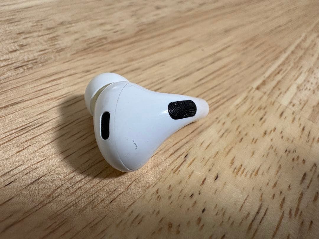Apple AirPodsPro2 充電ケース及び右耳のみ