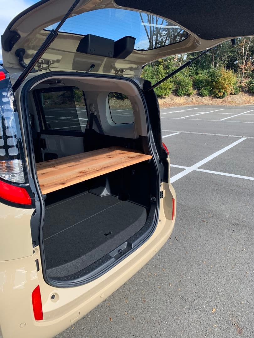 [ アーリー ]新型シエンタ　ラゲッジボード