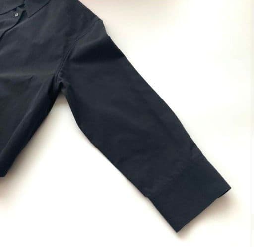 伊勢丹限定　美品　セオリーリュクス　長袖ブラウス　2023　シャツ　ブラック　黒