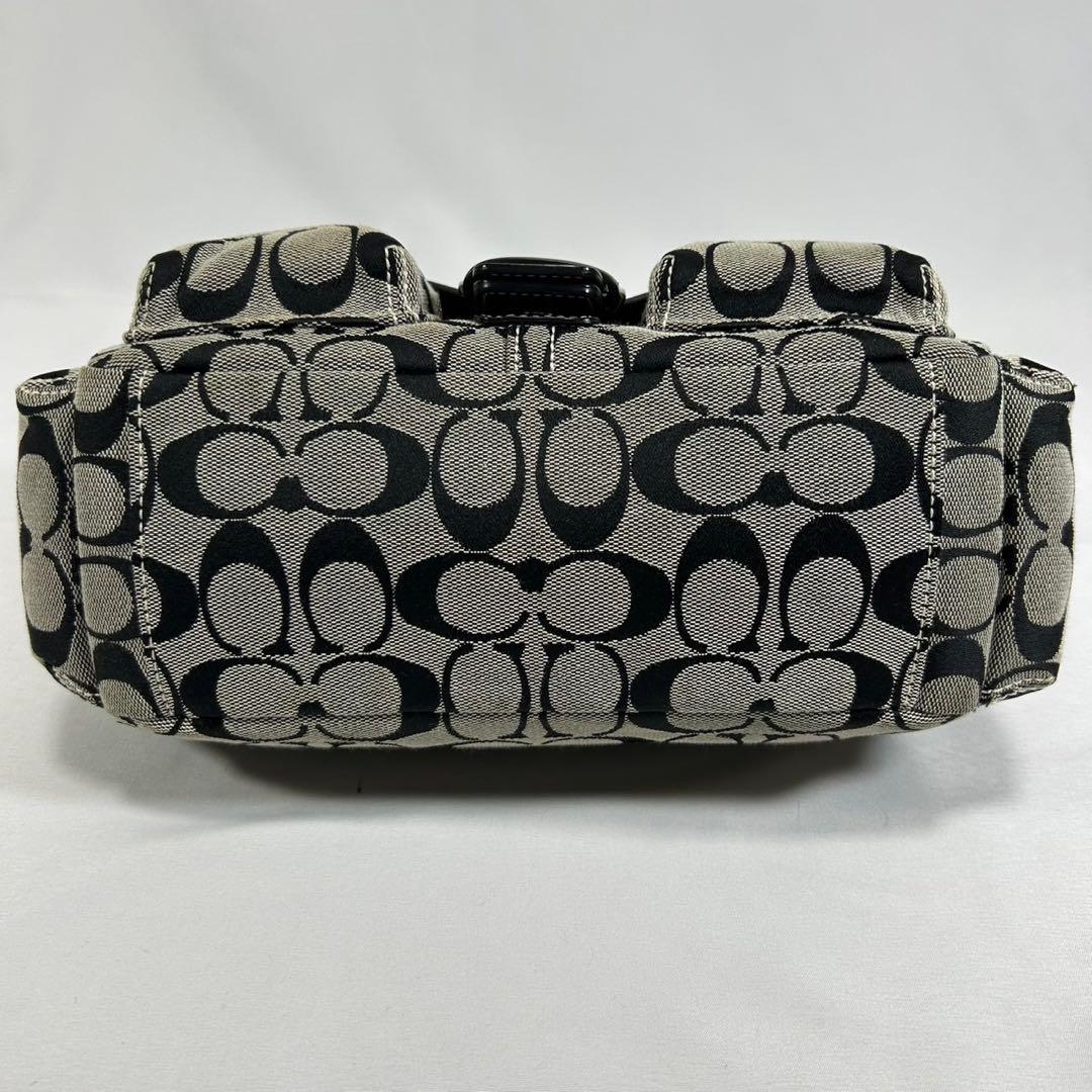 【極美品】コーチ 6835 ソーホー シグネチャー ショルダーバッグ 肩掛け