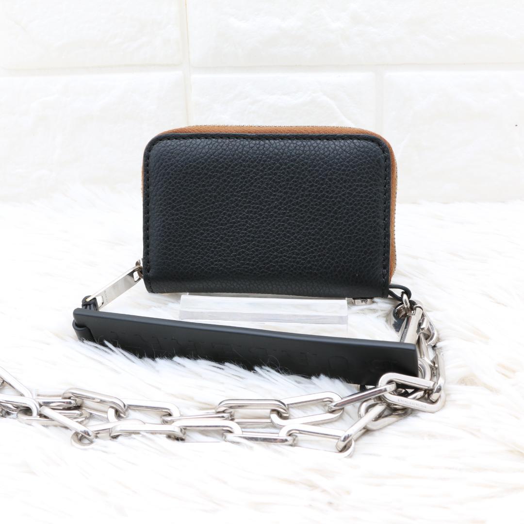 極美品 バーバリー レザー チェーン付 パース ケース ロゴプレート