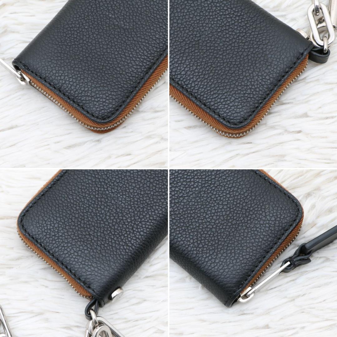 極美品 バーバリー レザー チェーン付 パース ケース ロゴプレート