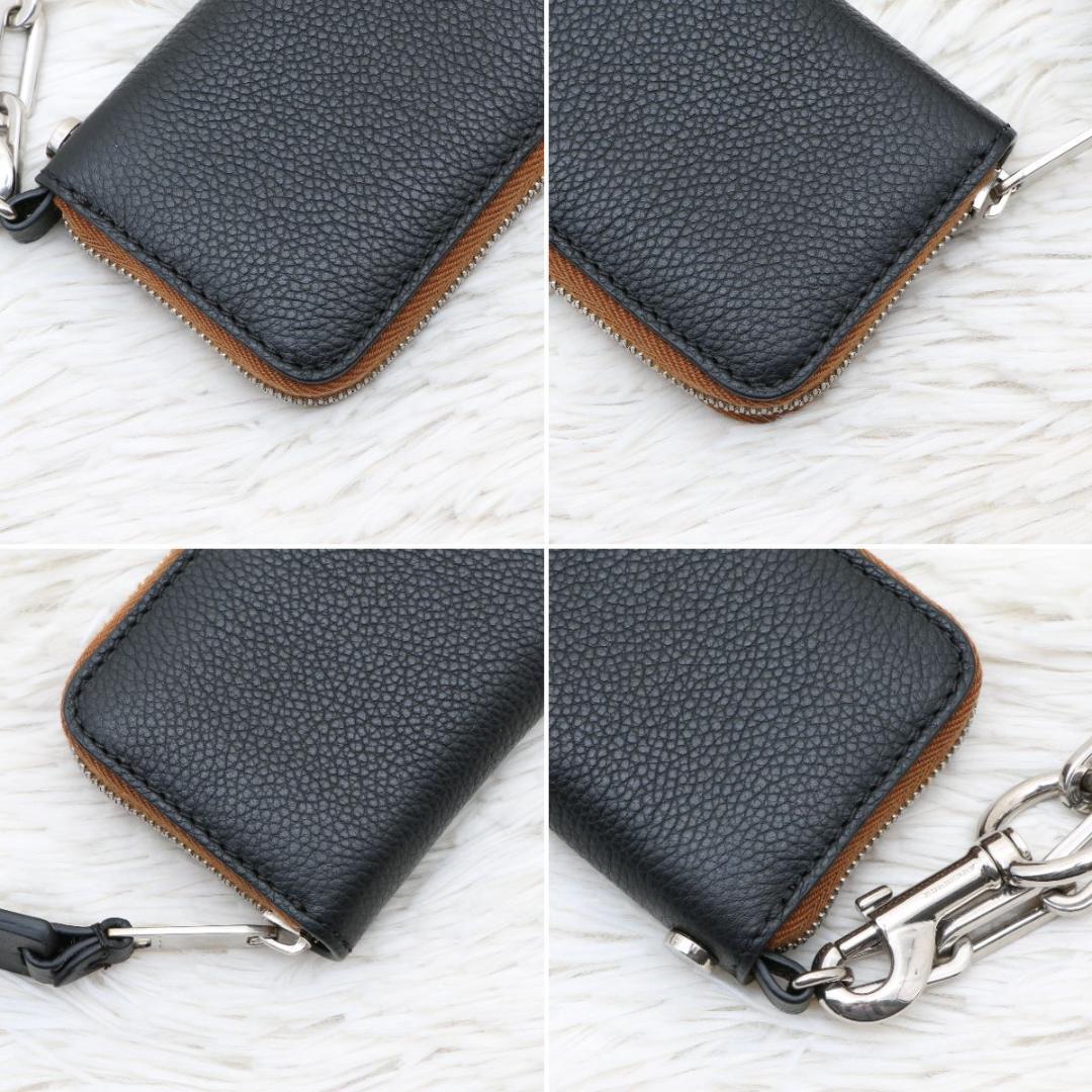 極美品 バーバリー レザー チェーン付 パース ケース ロゴプレート