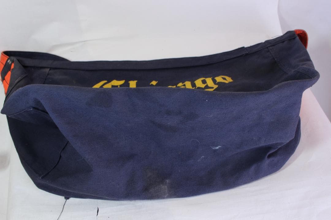 1960's　Chicago Tribune　ニュースペーパーバッグ　カバー付