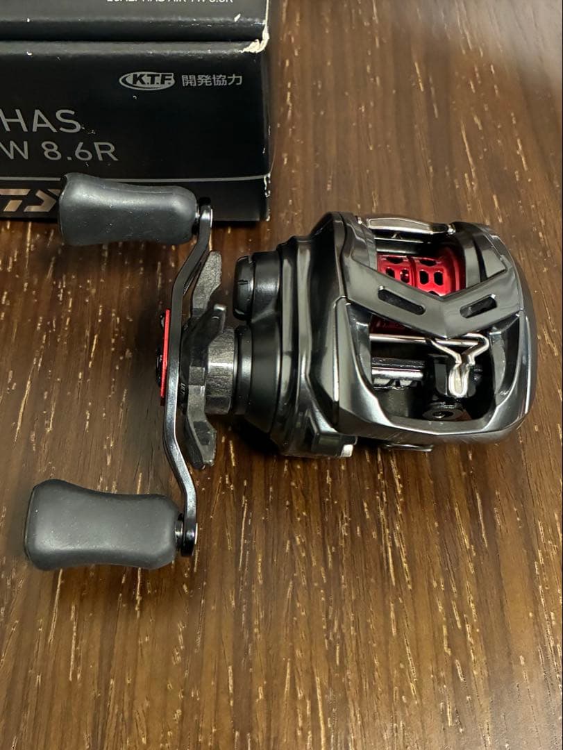 ダイワ アルファス AIR TW 8.6R 右 ベアリング、ドラグクリッカー追加