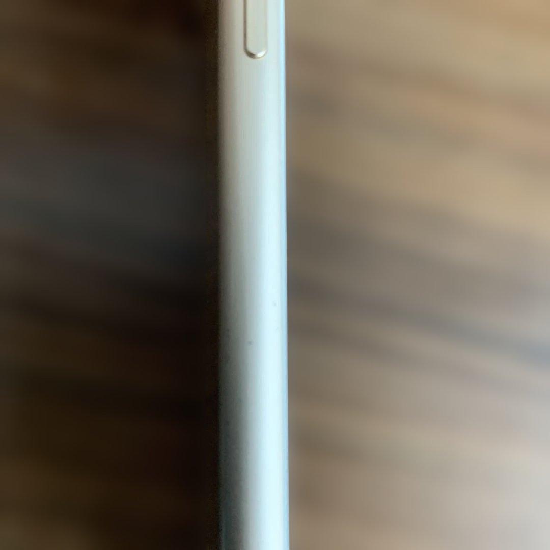 Apple iPhone 7 Plus ゴールド