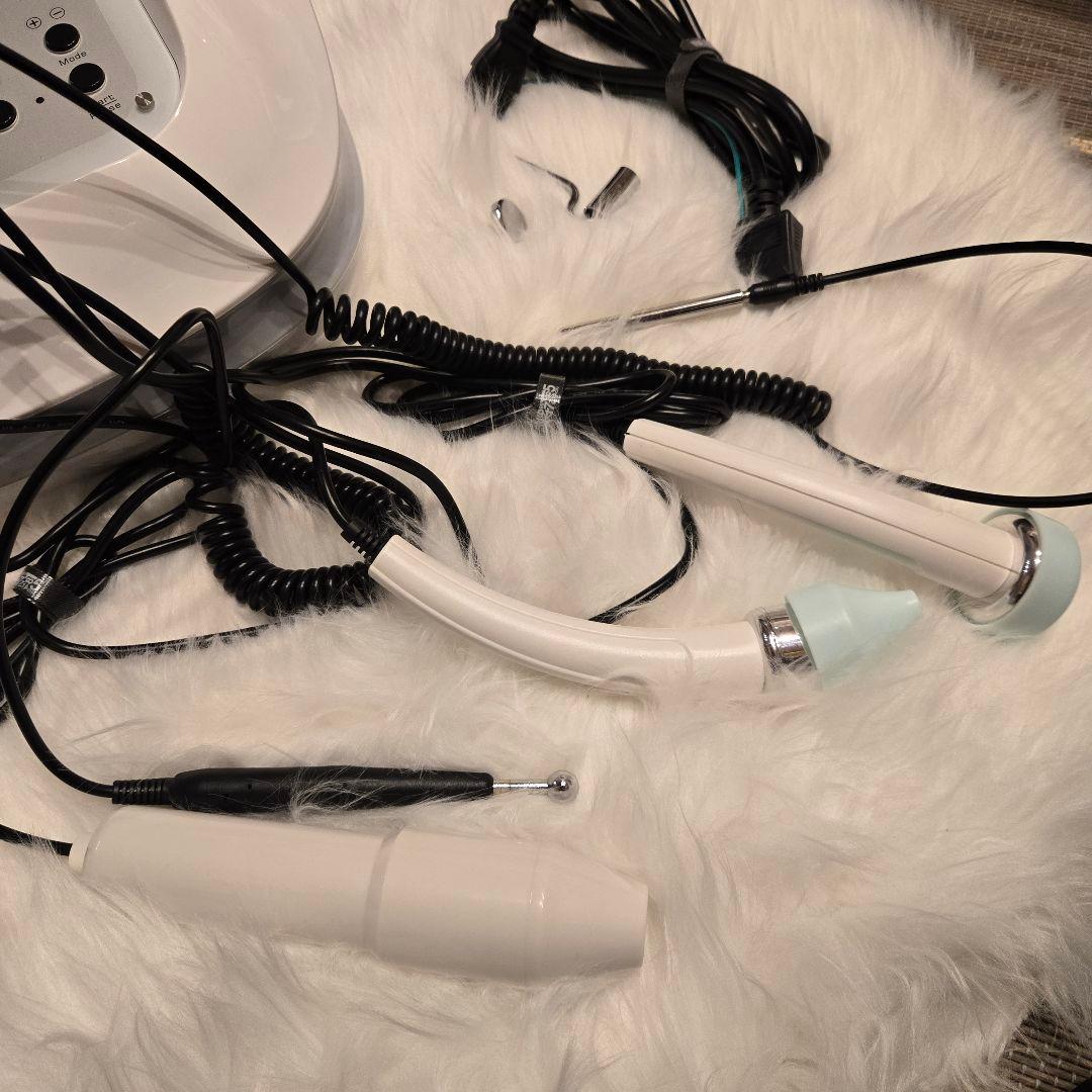 3機能美顔器 NF-402 ETBELLA　毛穴吸引おまけ付き新品未使用