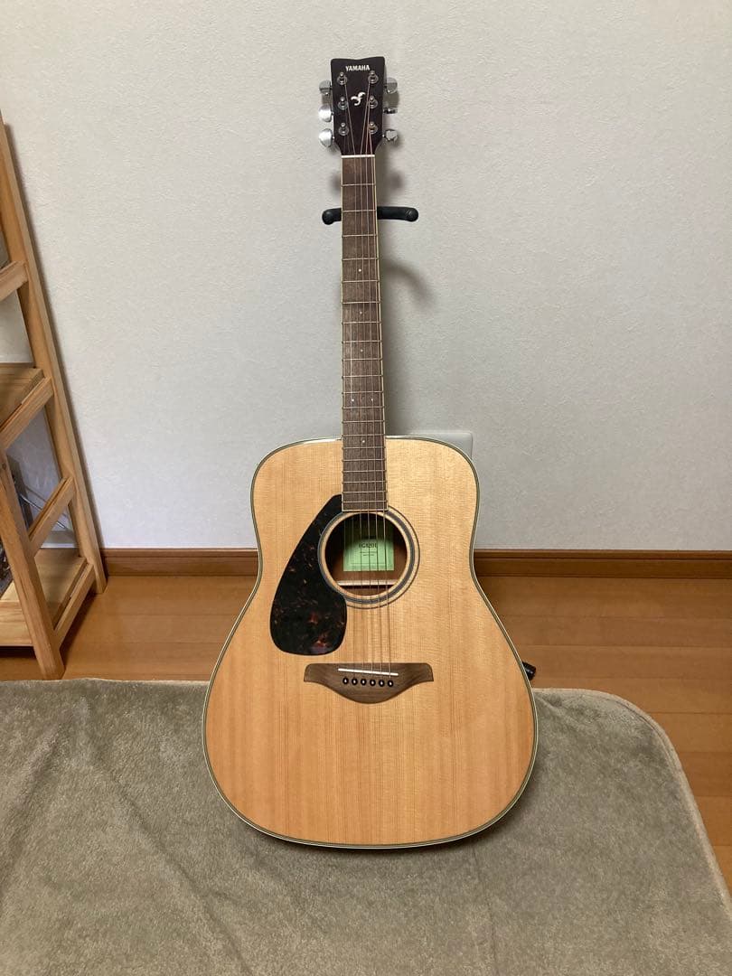 YAMAHA FG820L 左利き用　アコギ　カポ、チューナー付き