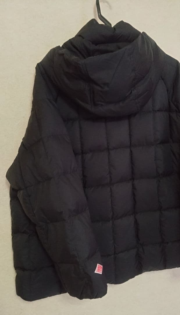 DANTN ダントンダウン 黒 新品未使用 Sサイズ ブラック